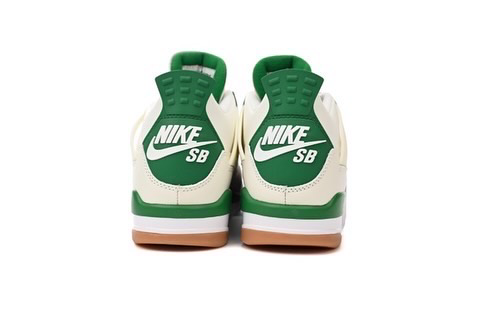 Jordan 4 SB Pine Green