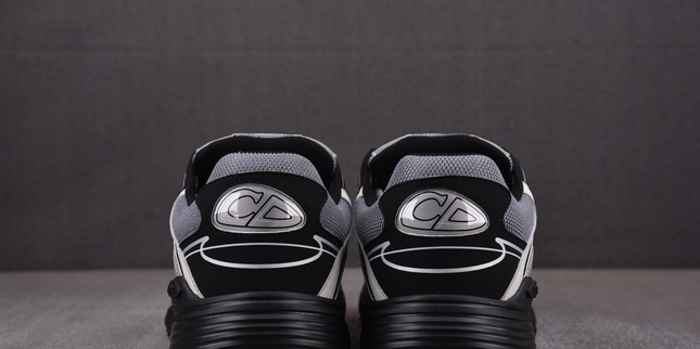 Dior B30