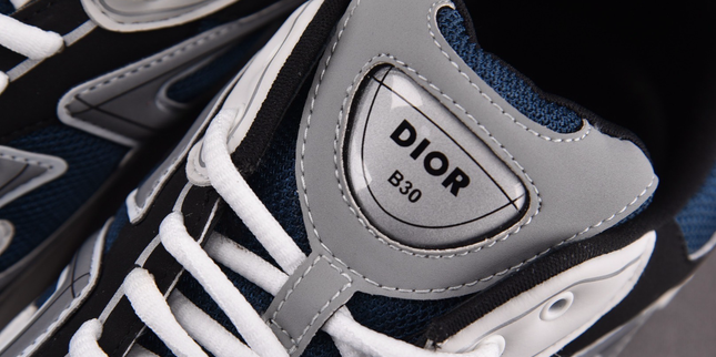 Dior B30
