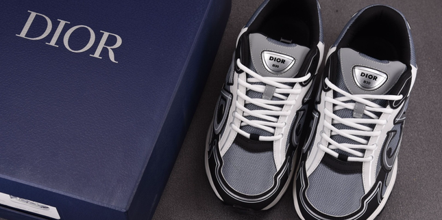 Dior B30