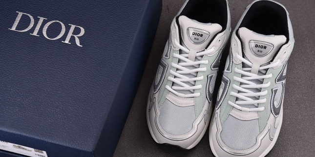 Dior B30