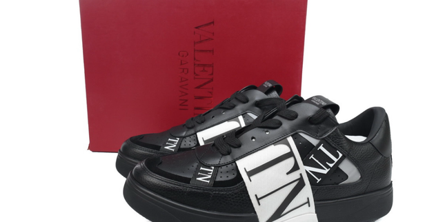 Valentino Sneaker