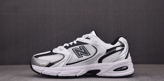 New Balance 530
