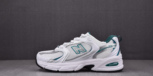 New Balance 530
