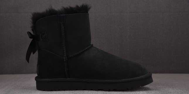 UGG Bailey
