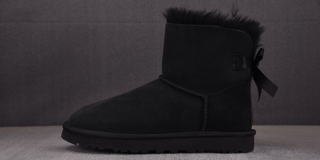 UGG Bailey