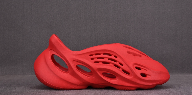 Yeezy Form Runner