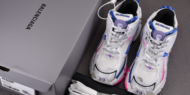 Balenciaga Runners