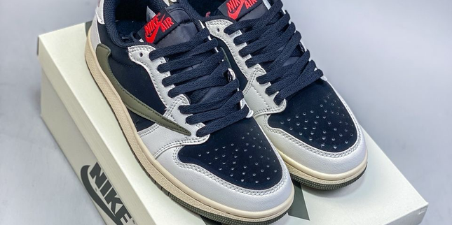 JORDAN 1 LOW TRAVIS SCOTT
