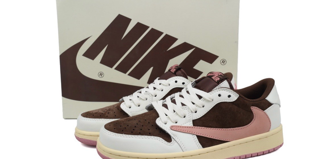 Jordan 1 Low Travis Scott