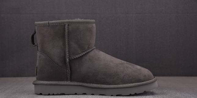 UGG