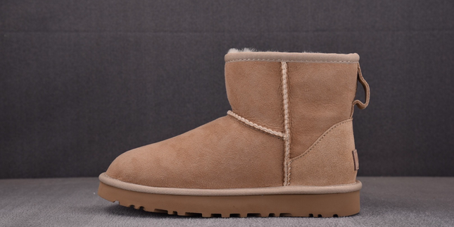 UGG