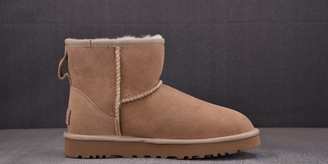 UGG