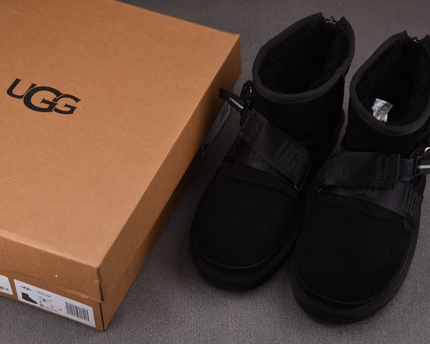 UGG