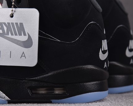 Air Jordan 5 Retro Black Metallic