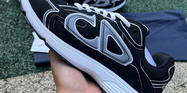 Dior B30 BLACK AND WHITE