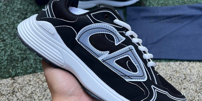 Dior B30 BLACK AND WHITE