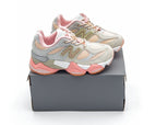 Light grey/pastel pink/light green / 25