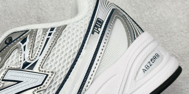 New Balance 1710
