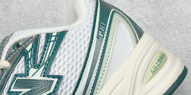 New Balance 1710