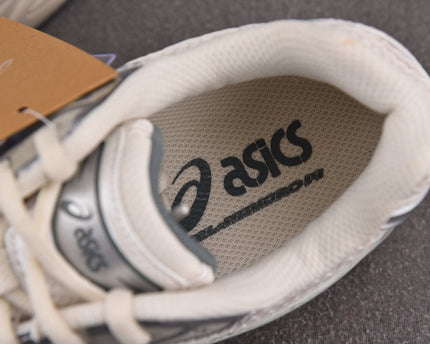 ASICS GEL-Kinsei White Gold Athletic Running Shoes