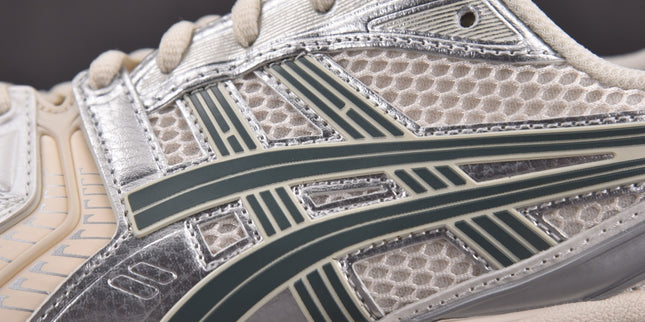 ASICS GEL-Kinsei White Gold Athletic Running Shoes