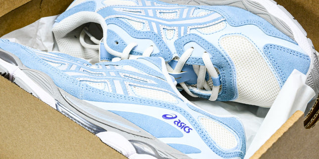 ASICS GEL-Venture Light Blue Athletic Sneakers