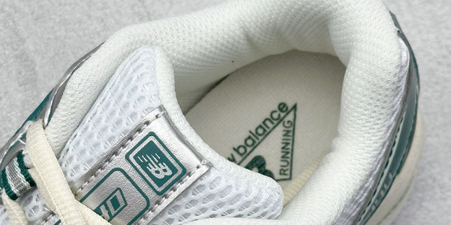 New Balance 1710